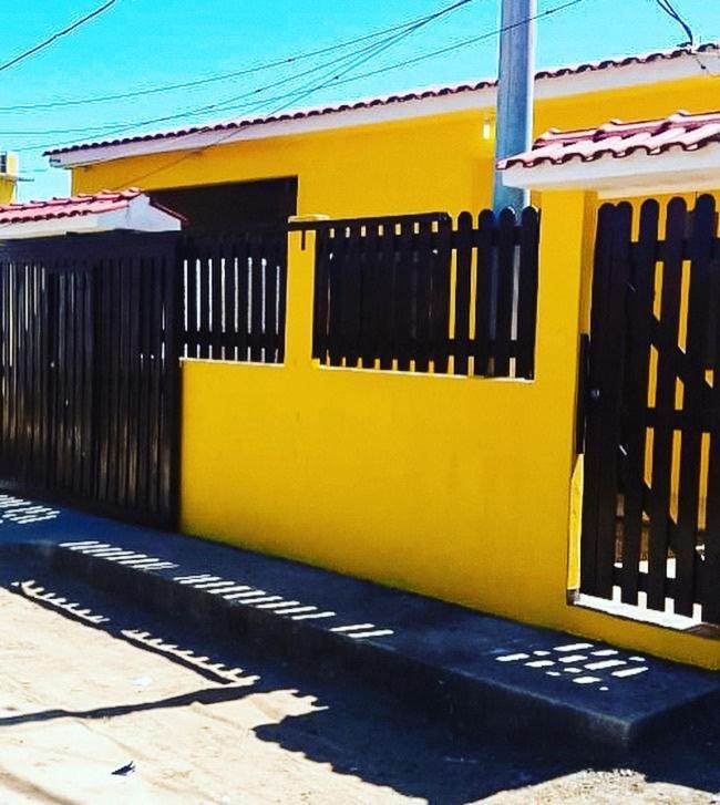 Casa Em / Monte Alto 度假居 *