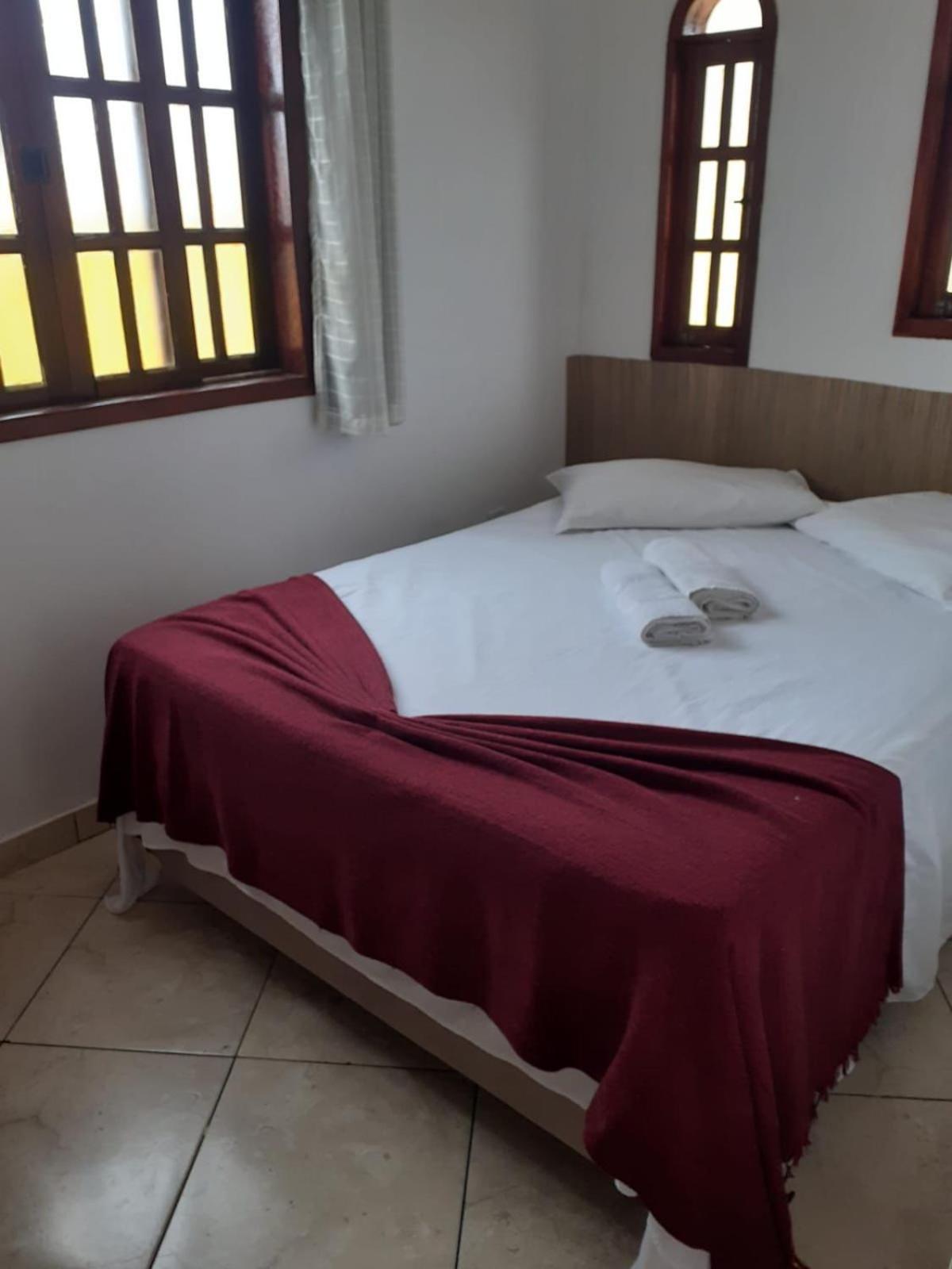Casa Em / Monte Alto *